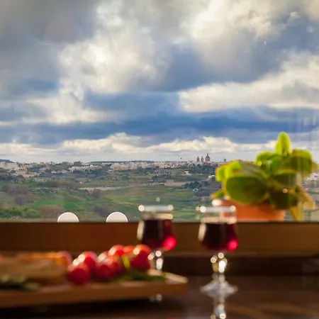 Sunset View House בית נופש נדור