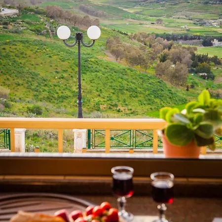 Sunset View House * Nadur