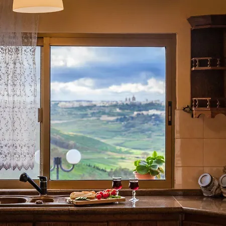 Sunset View House בית נופש נדור